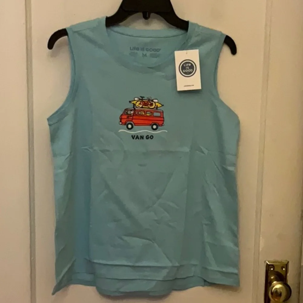 - NWT Life is good sleeveless Jackie Rocket van go tank top. Size M.